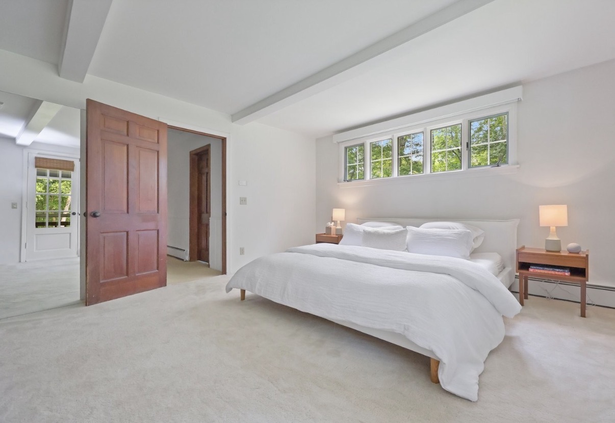 58 Lantern Ridge — bedroom